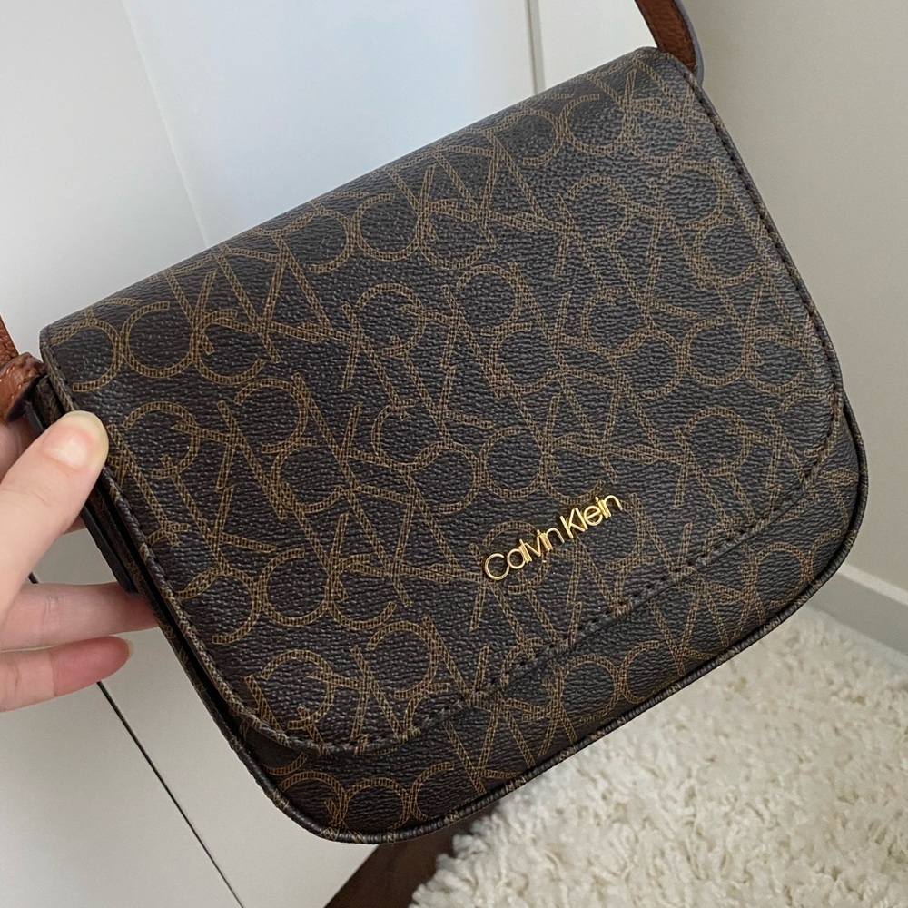 Calvin Klein Crossbody